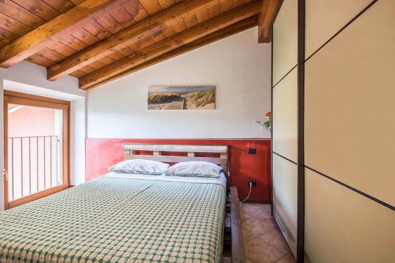 Casa Mandello Salò Exterior foto
