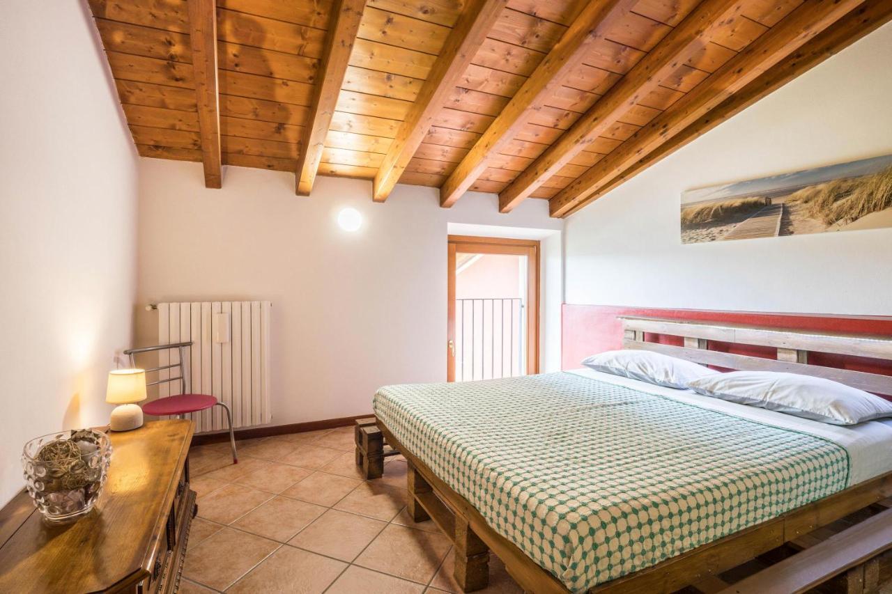 Casa Mandello Salò Exterior foto
